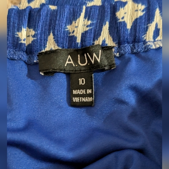 AUW Blue and White Patterned Bohemian Jumpsuit - Picture 9 of 13